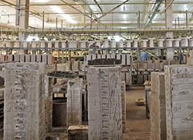 How boron enhances ceramic glazes