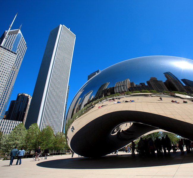 Aon Center with Cloudgate in front, Chicago, United States